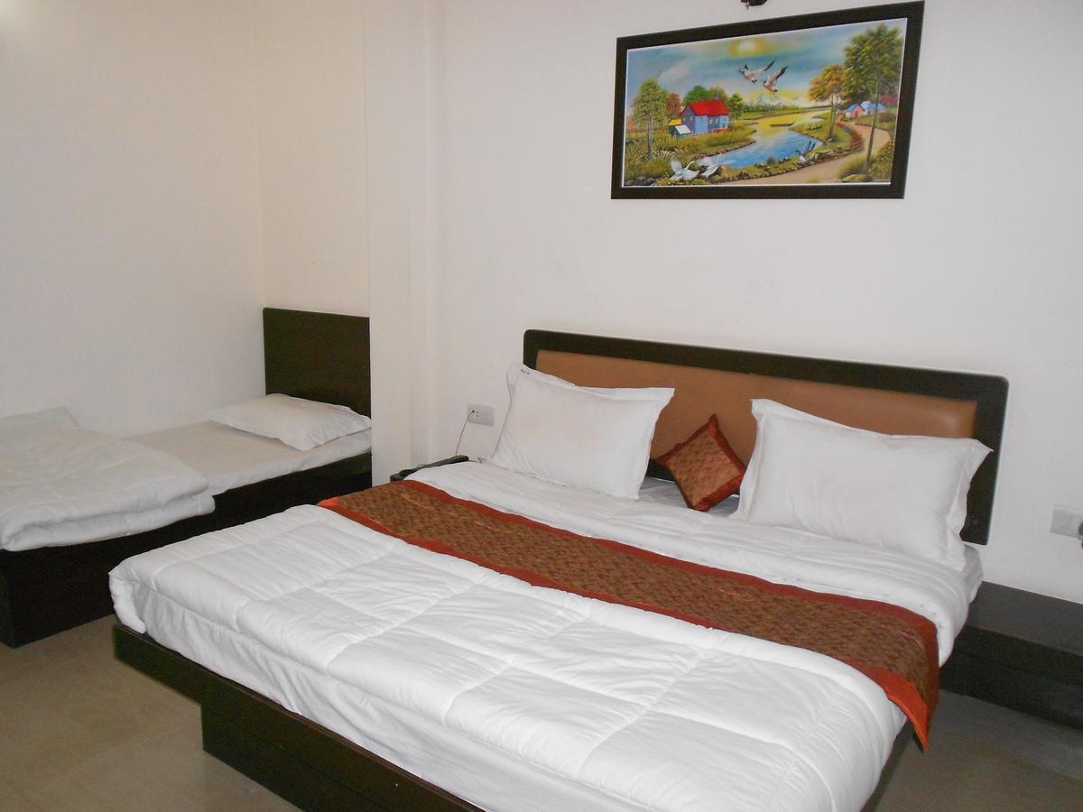 הרידוואר Hotel Lavanya מראה חיצוני תמונה